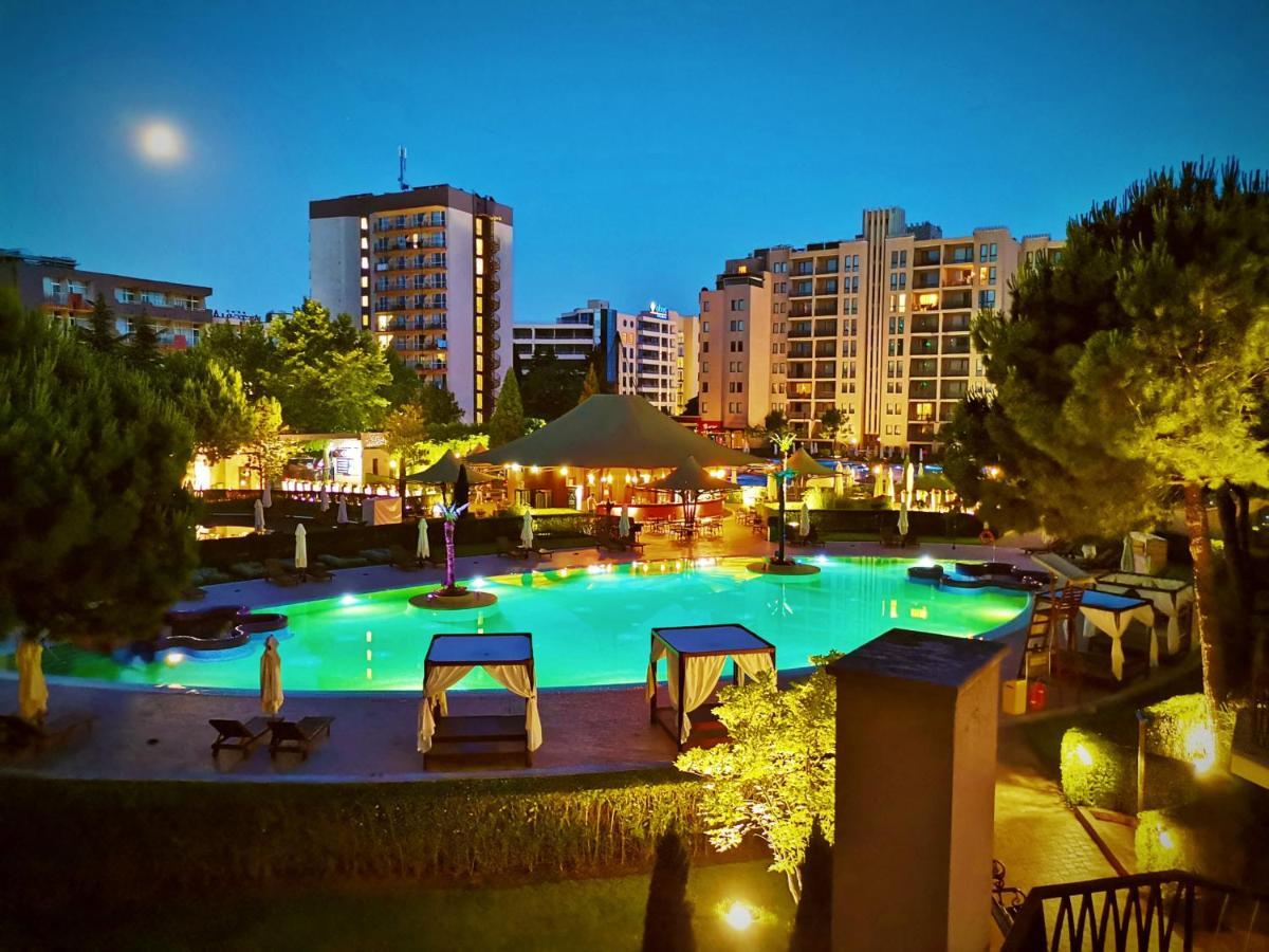Cozy Apartment In Barcelo Royal Beach Hotel ***** Sunny Beach Buitenkant foto