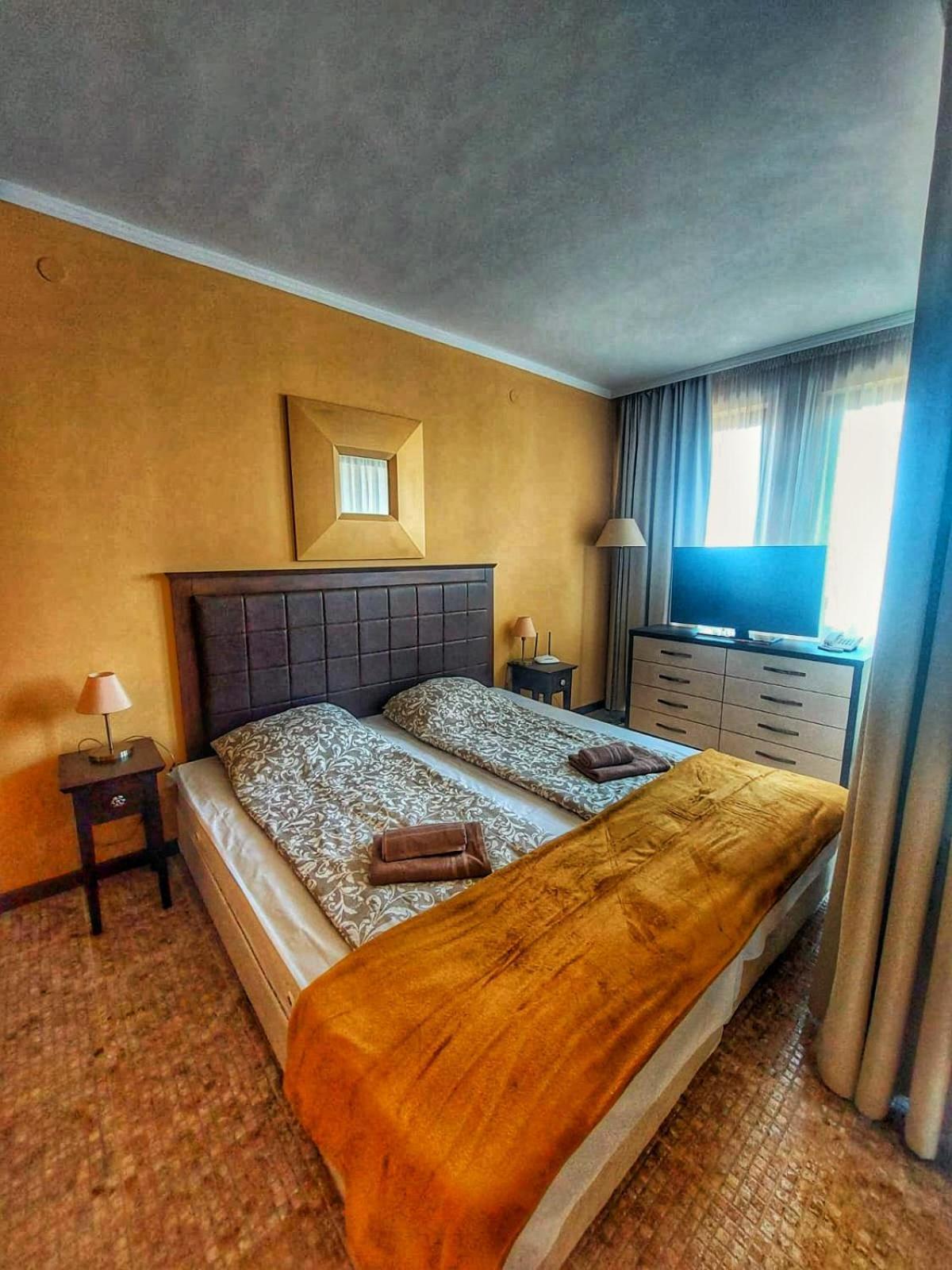 Cozy Apartment In Barcelo Royal Beach Hotel ***** Sunny Beach Buitenkant foto