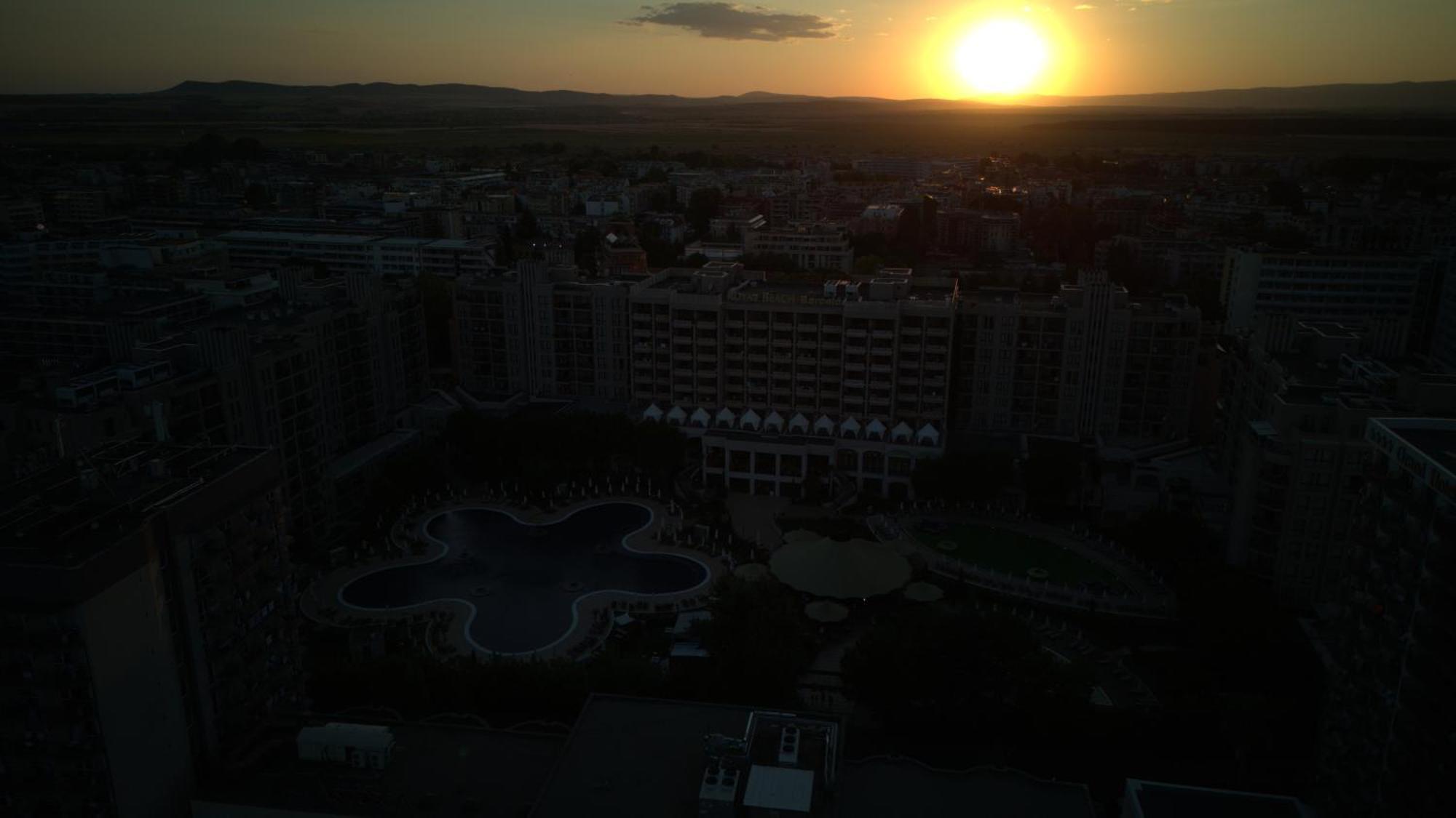 Cozy Apartment In Barcelo Royal Beach Hotel ***** Sunny Beach Buitenkant foto
