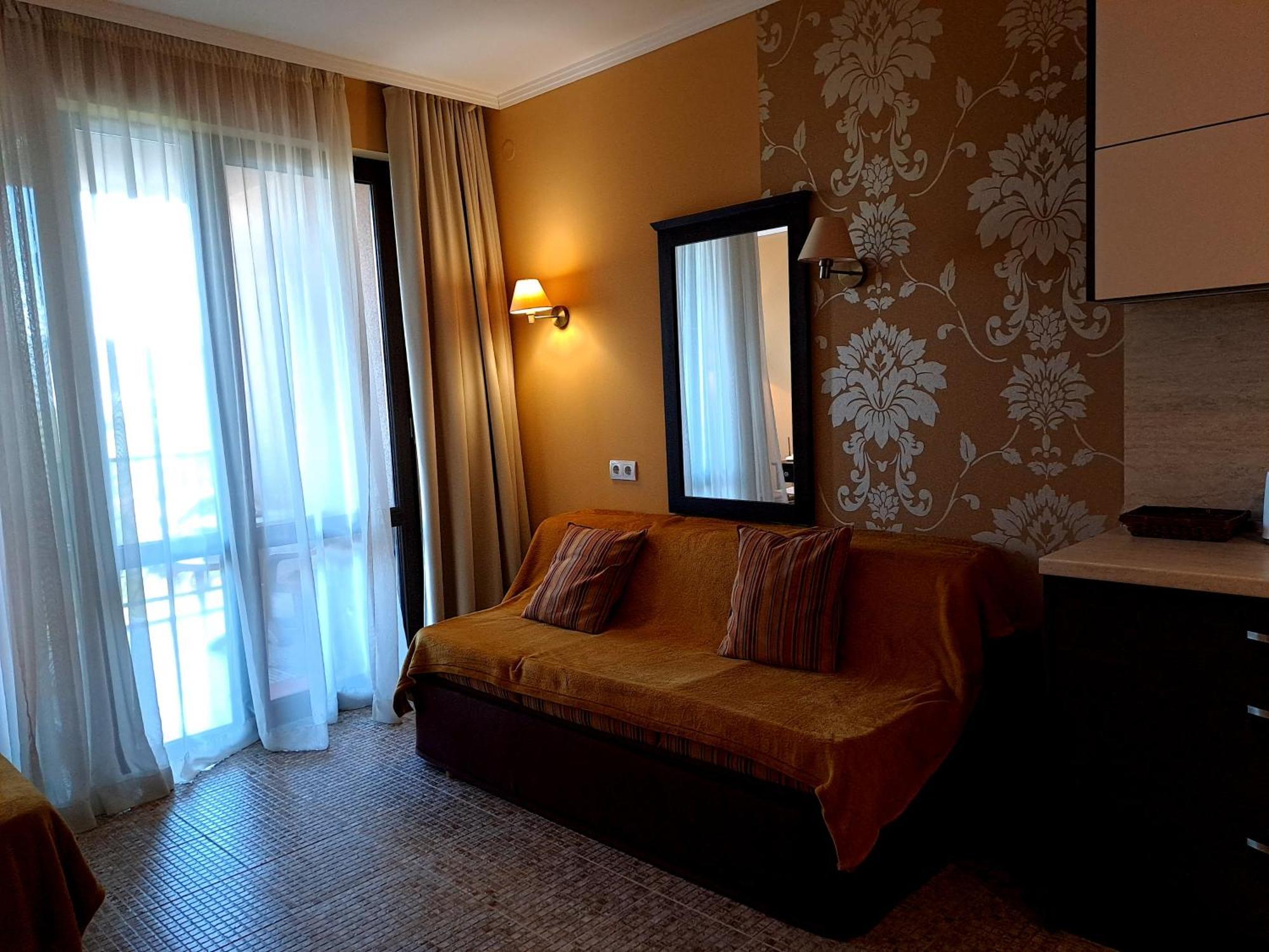 Cozy Apartment In Barcelo Royal Beach Hotel ***** Sunny Beach Buitenkant foto